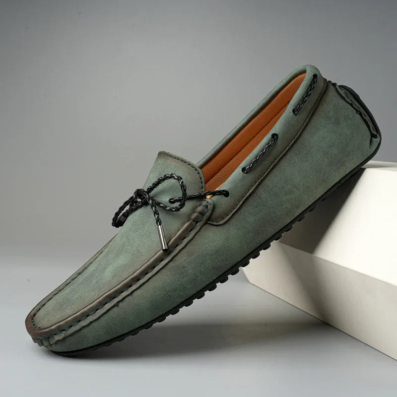 Kingsley genuine leather loafers in green, featuring cushioned insoles and a sturdy non-slip outsole for all-day comfort.