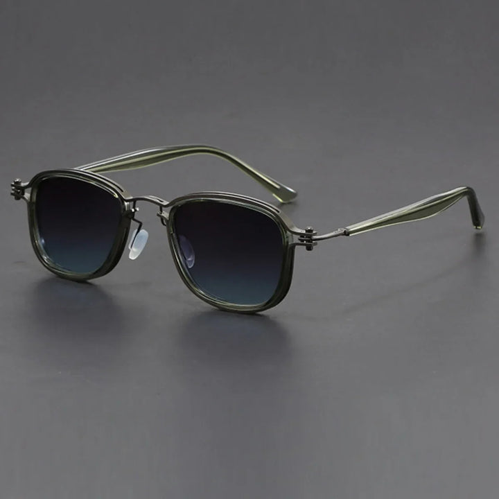 Chimera round frame sunglasses featuring a retro design with glare-blocking lenses and ergonomic comfort for all-day wear.