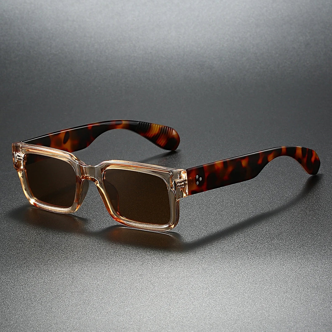 Monroe Sunglasses with retro tortoise shell arms and clear fronts, featuring UV400-protective lenses for stylish eye protection.