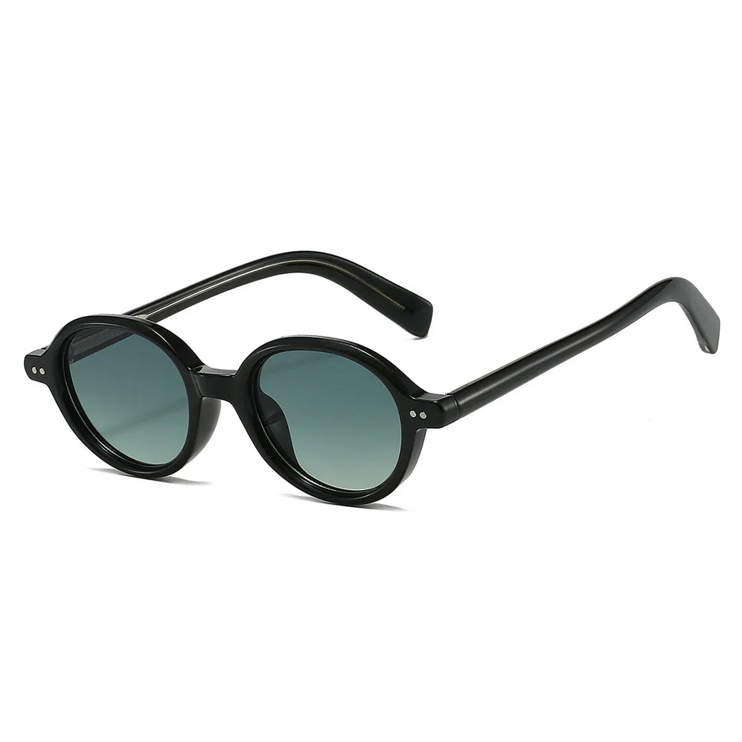 Sable round sunglasses featuring thick acetate frames and UV400-gradient lenses in a sleek black design.